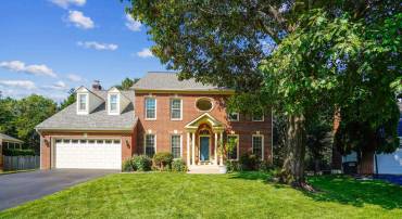 6315 DRILL FIELD CT, CENTREVILLE, Virginia 20121, 4 Bedrooms Bedrooms, 18 Rooms Rooms,4 BathroomsBathrooms,Residential,For sale,6315 DRILL FIELD CT,VAFX2259912 MLS # VAFX2259912