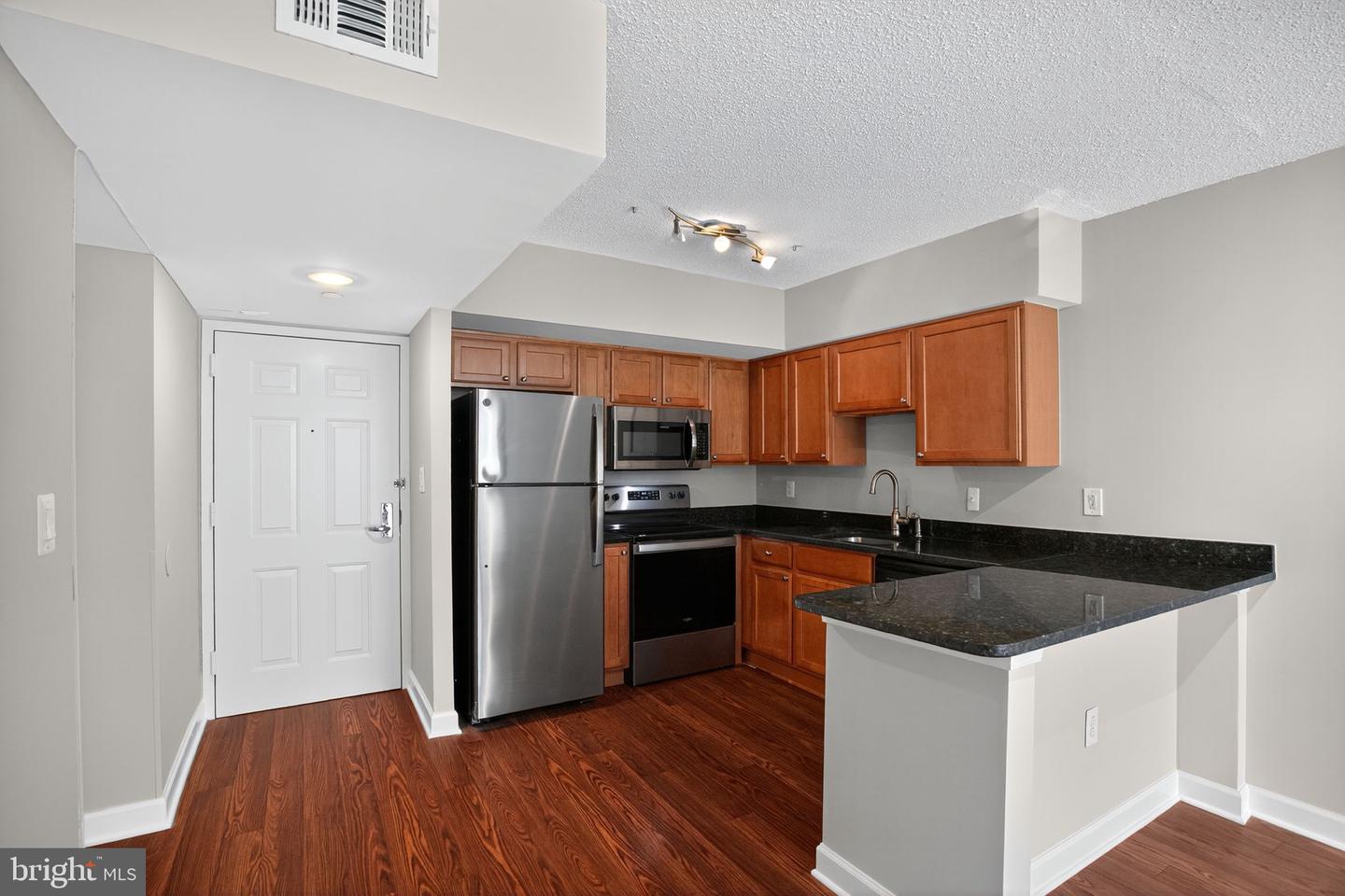 1001 N RANDOLPH ST #418, ARLINGTON, Virginia 22201, 1 Bedroom Bedrooms, ,1 BathroomBathrooms,Residential,For sale,1001 N RANDOLPH ST #418,VAAR2062012 MLS # VAAR2062012