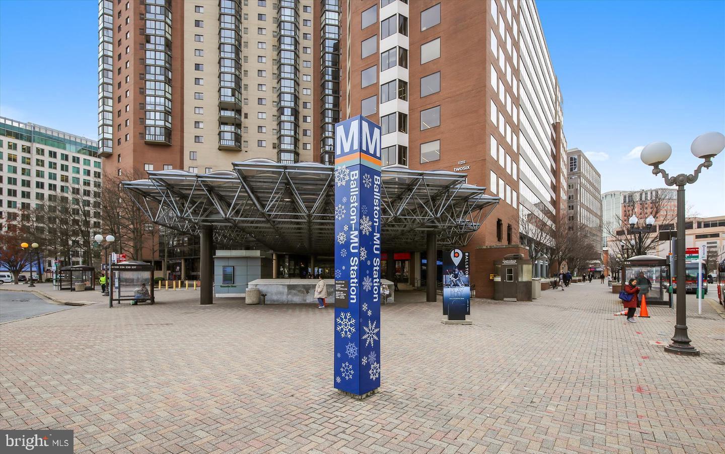 1001 N RANDOLPH ST #418, ARLINGTON, Virginia 22201, 1 Bedroom Bedrooms, ,1 BathroomBathrooms,Residential,For sale,1001 N RANDOLPH ST #418,VAAR2062012 MLS # VAAR2062012