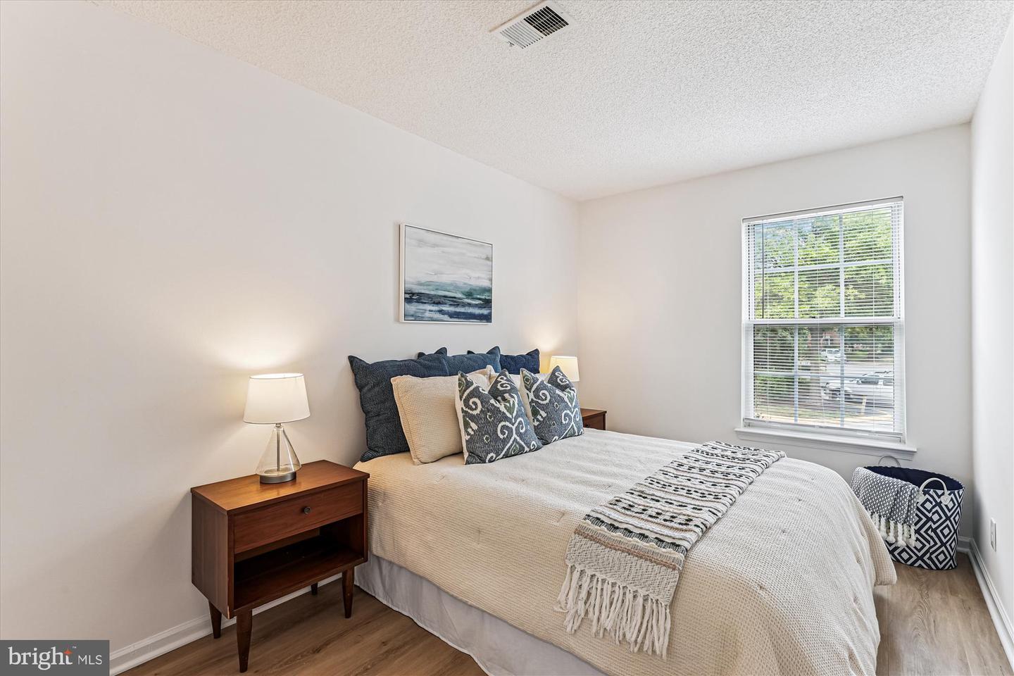 12105 GREENWAY CT #201, FAIRFAX, Virginia 22033, 3 Bedrooms Bedrooms, ,2 BathroomsBathrooms,Residential,For sale,12105 GREENWAY CT #201,VAFX2259972 MLS # VAFX2259972