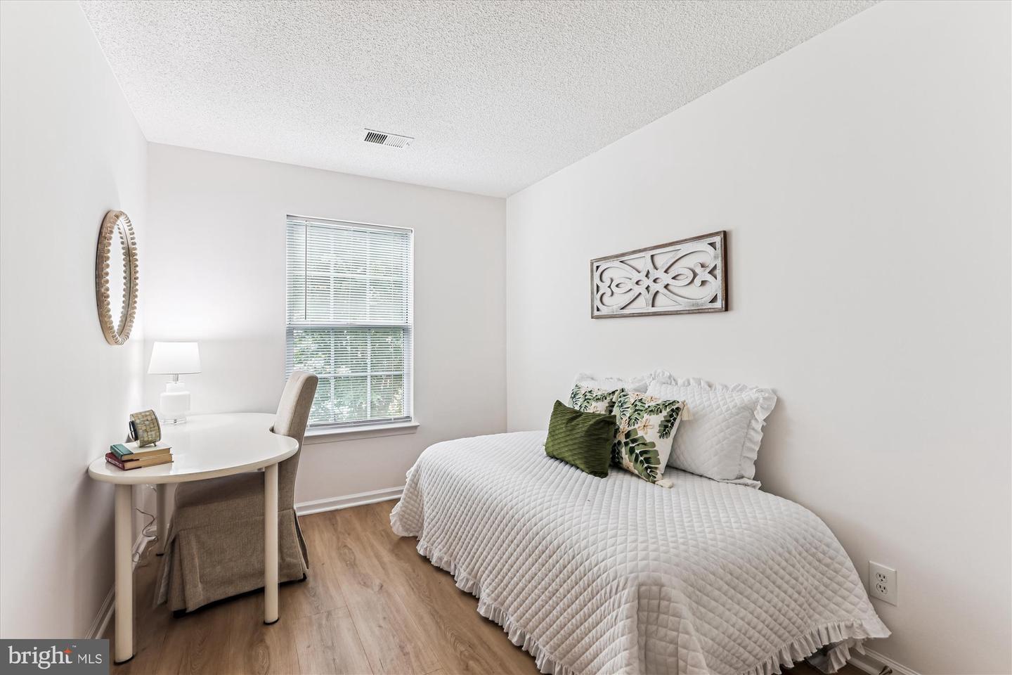 12105 GREENWAY CT #201, FAIRFAX, Virginia 22033, 3 Bedrooms Bedrooms, ,2 BathroomsBathrooms,Residential,For sale,12105 GREENWAY CT #201,VAFX2259972 MLS # VAFX2259972