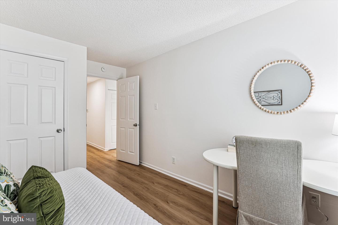 12105 GREENWAY CT #201, FAIRFAX, Virginia 22033, 3 Bedrooms Bedrooms, ,2 BathroomsBathrooms,Residential,For sale,12105 GREENWAY CT #201,VAFX2259972 MLS # VAFX2259972