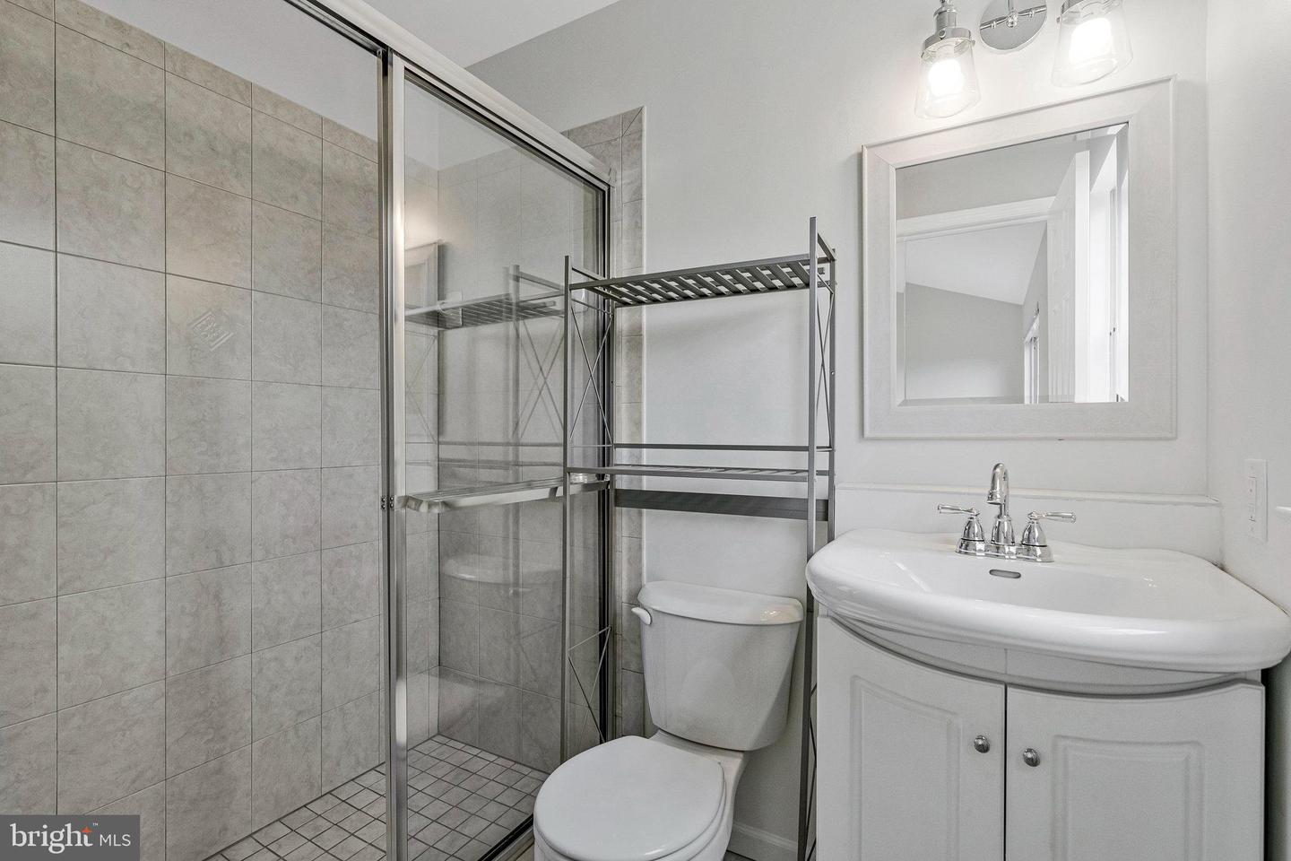 823 SMARTTS LN NE, LEESBURG, Virginia 20176, 3 Bedrooms Bedrooms, ,2 BathroomsBathrooms,Residential,For sale,823 SMARTTS LN NE,VALO2104158 MLS # VALO2104158