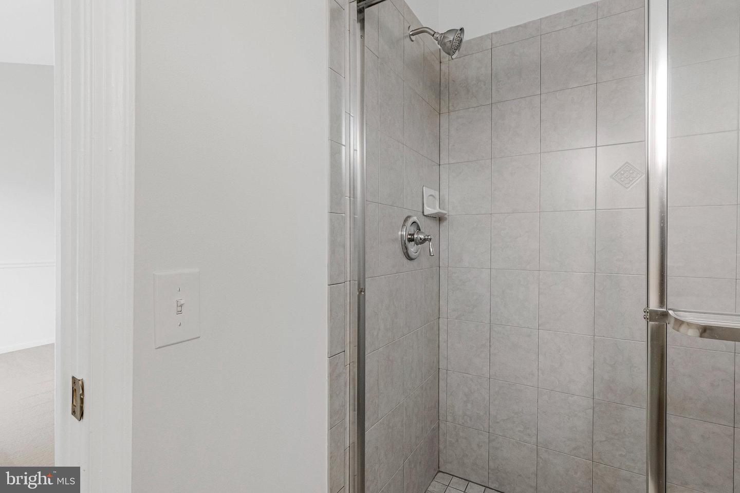 823 SMARTTS LN NE, LEESBURG, Virginia 20176, 3 Bedrooms Bedrooms, ,2 BathroomsBathrooms,Residential,For sale,823 SMARTTS LN NE,VALO2104158 MLS # VALO2104158
