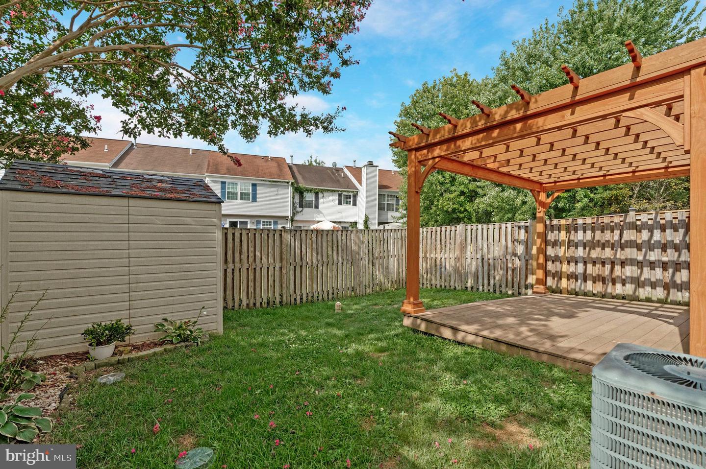 823 SMARTTS LN NE, LEESBURG, Virginia 20176, 3 Bedrooms Bedrooms, ,2 BathroomsBathrooms,Residential,For sale,823 SMARTTS LN NE,VALO2104158 MLS # VALO2104158