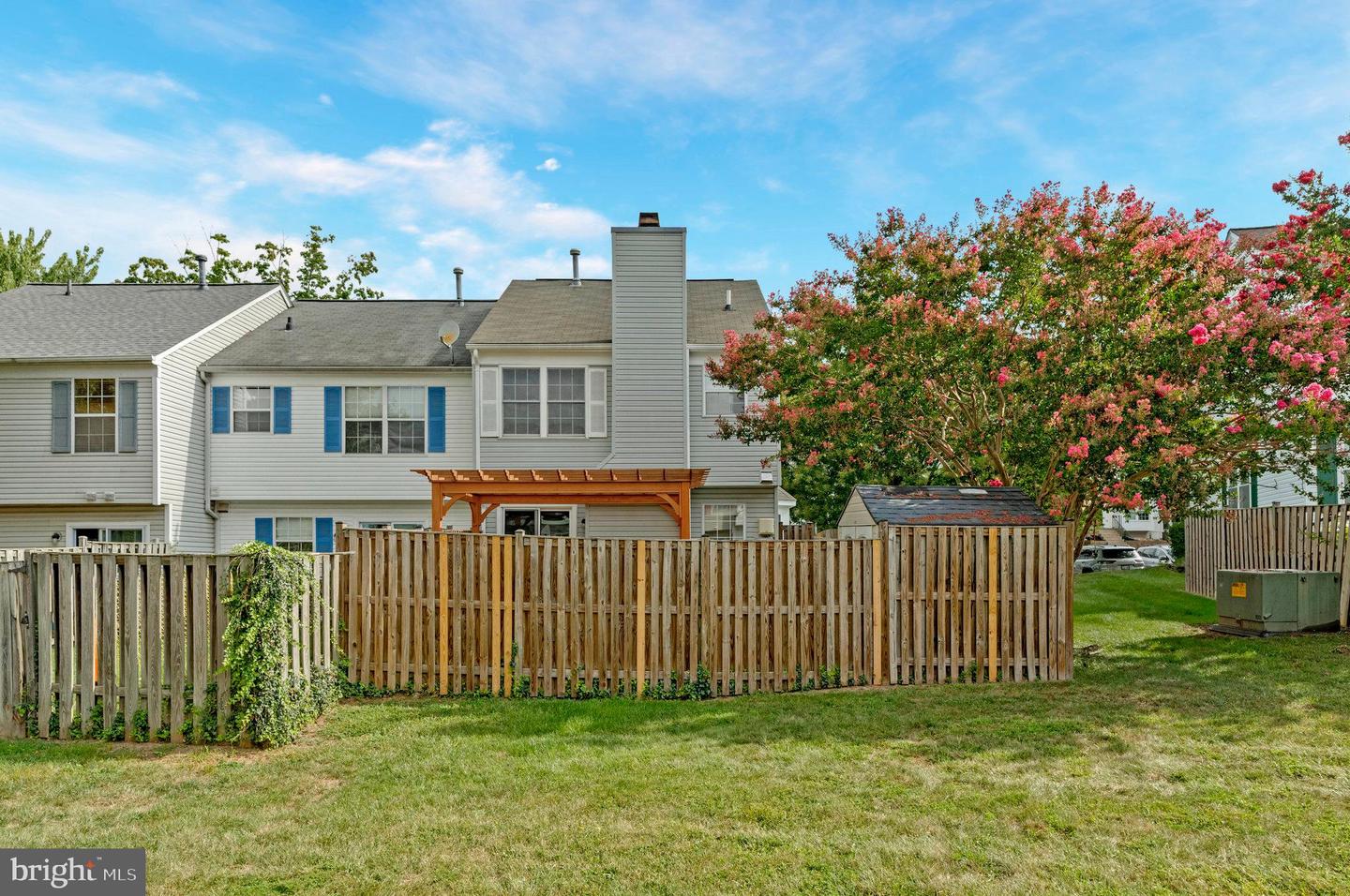 823 SMARTTS LN NE, LEESBURG, Virginia 20176, 3 Bedrooms Bedrooms, ,2 BathroomsBathrooms,Residential,For sale,823 SMARTTS LN NE,VALO2104158 MLS # VALO2104158