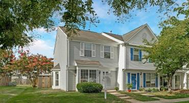 823 SMARTTS LN NE, LEESBURG, Virginia 20176, 3 Bedrooms Bedrooms, ,2 BathroomsBathrooms,Residential,For sale,823 SMARTTS LN NE,VALO2104158 MLS # VALO2104158