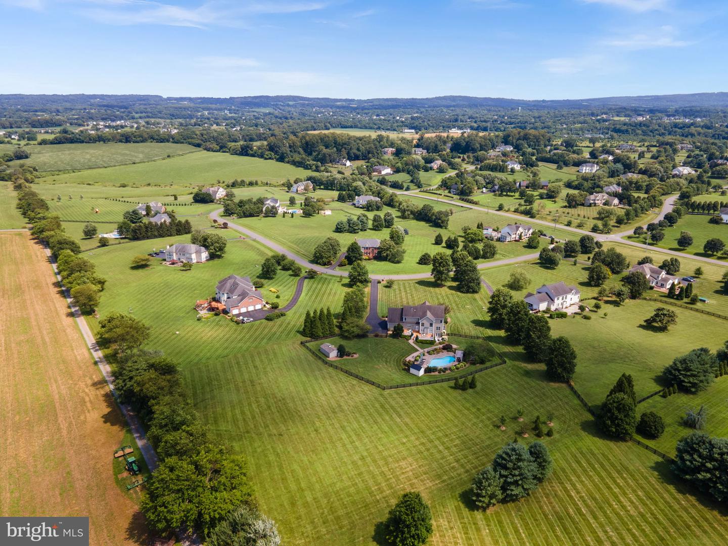16534 GOLDENCREST CIR, PURCELLVILLE, Virginia 20132, 4 Bedrooms Bedrooms, ,4 BathroomsBathrooms,Residential,For sale,16534 GOLDENCREST CIR,VALO2104162 MLS # VALO2104162