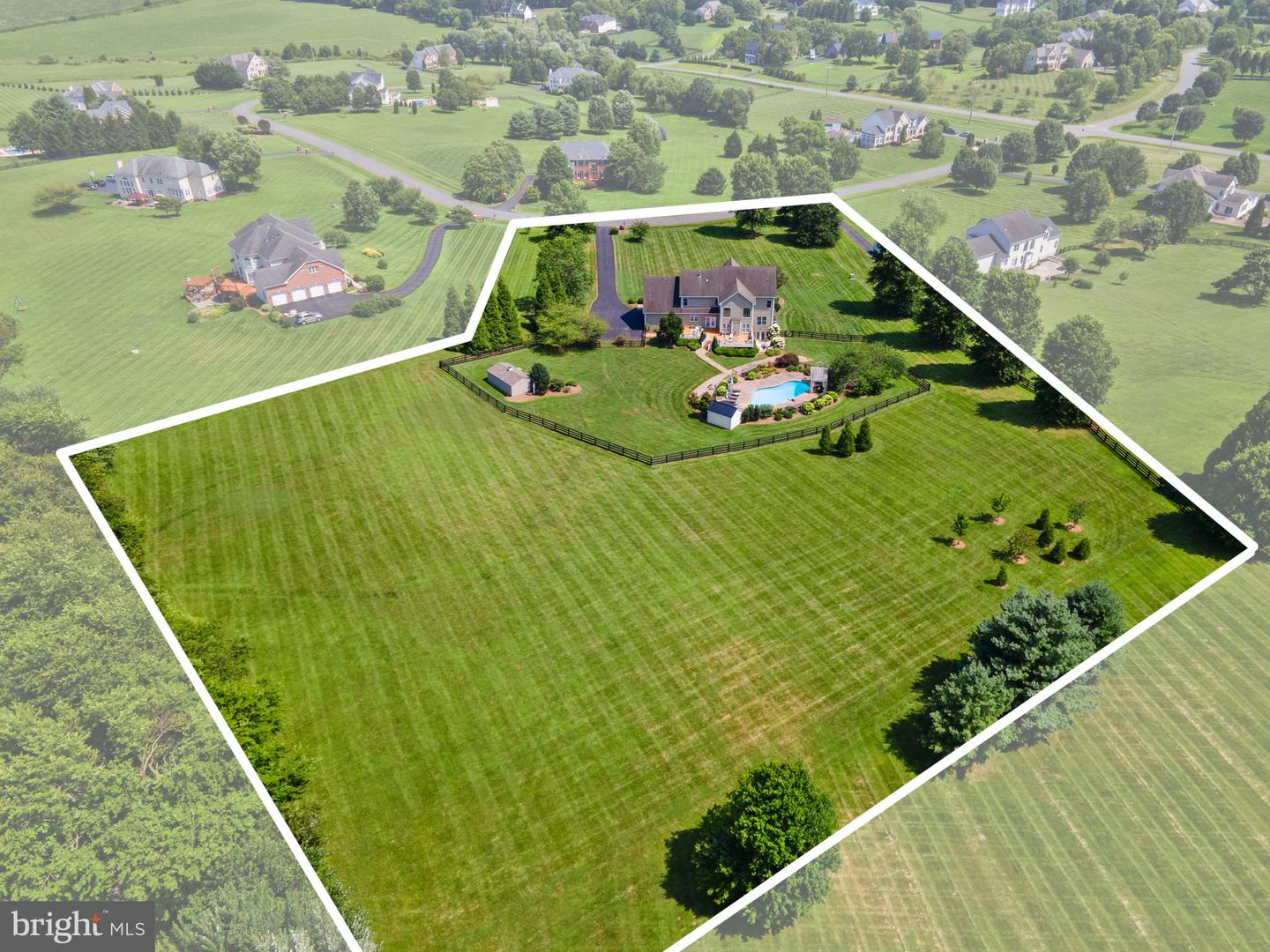 16534 GOLDENCREST CIR, PURCELLVILLE, Virginia 20132, 4 Bedrooms Bedrooms, ,4 BathroomsBathrooms,Residential,For sale,16534 GOLDENCREST CIR,VALO2104162 MLS # VALO2104162