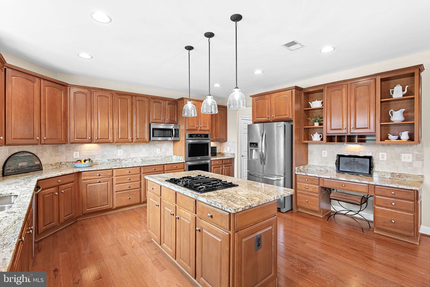 16534 GOLDENCREST CIR, PURCELLVILLE, Virginia 20132, 4 Bedrooms Bedrooms, ,4 BathroomsBathrooms,Residential,For sale,16534 GOLDENCREST CIR,VALO2104162 MLS # VALO2104162