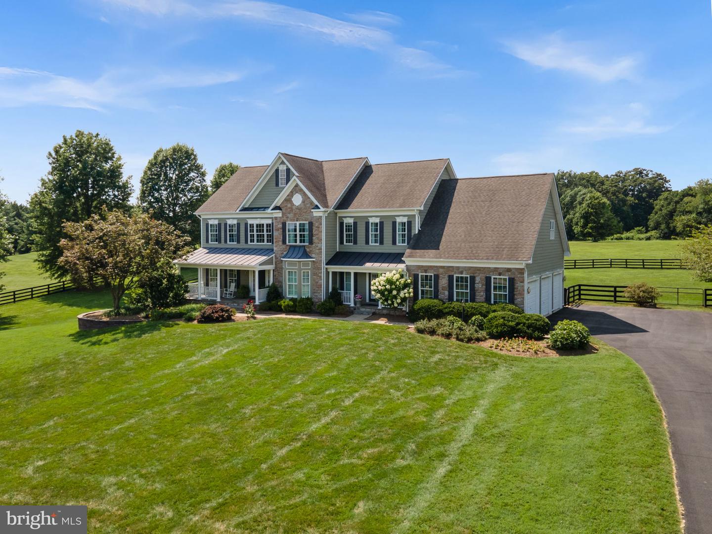 16534 GOLDENCREST CIR, PURCELLVILLE, Virginia 20132, 4 Bedrooms Bedrooms, ,4 BathroomsBathrooms,Residential,For sale,16534 GOLDENCREST CIR,VALO2104162 MLS # VALO2104162