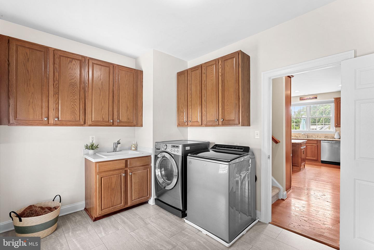 16534 GOLDENCREST CIR, PURCELLVILLE, Virginia 20132, 4 Bedrooms Bedrooms, ,4 BathroomsBathrooms,Residential,For sale,16534 GOLDENCREST CIR,VALO2104162 MLS # VALO2104162