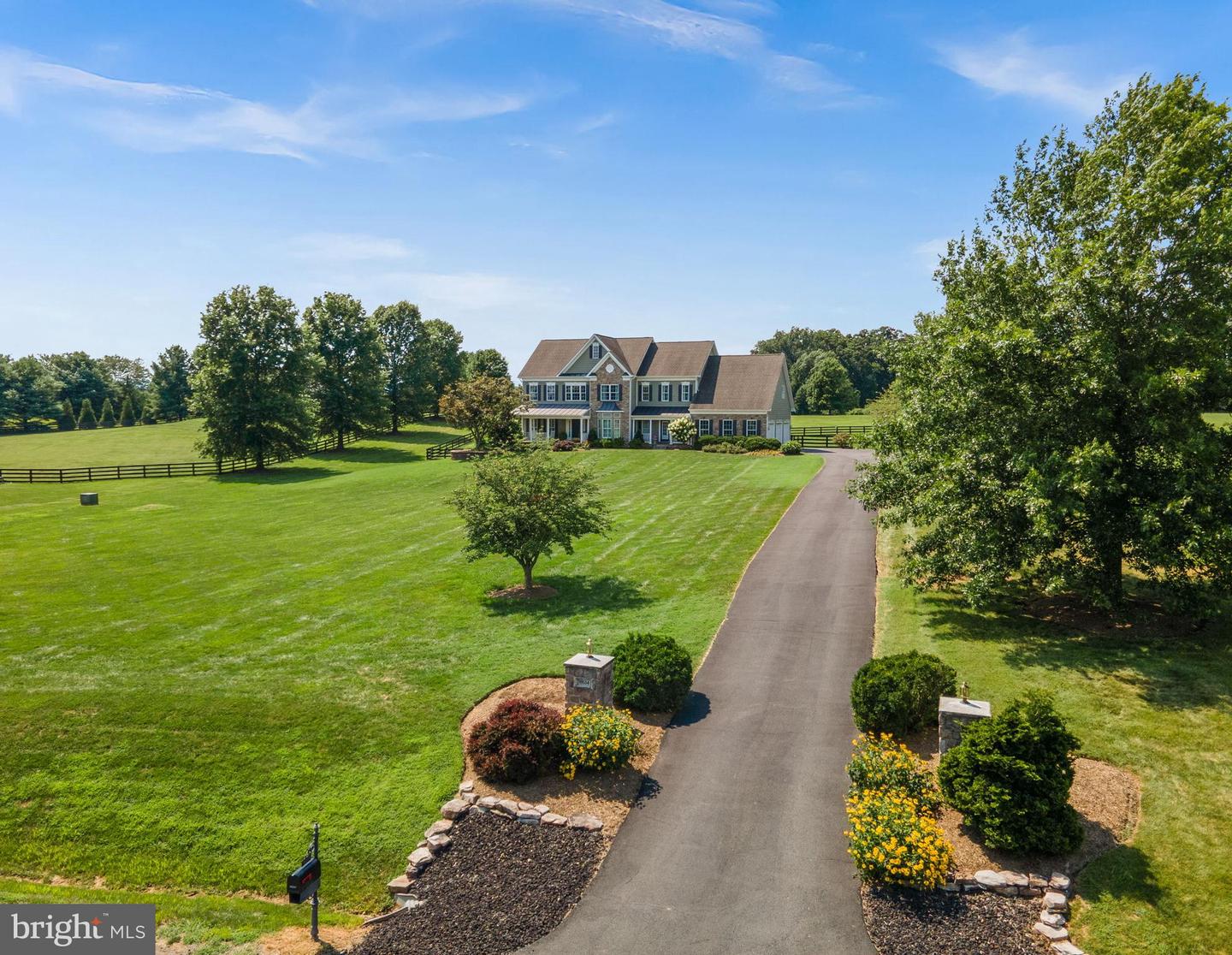 16534 GOLDENCREST CIR, PURCELLVILLE, Virginia 20132, 4 Bedrooms Bedrooms, ,4 BathroomsBathrooms,Residential,For sale,16534 GOLDENCREST CIR,VALO2104162 MLS # VALO2104162