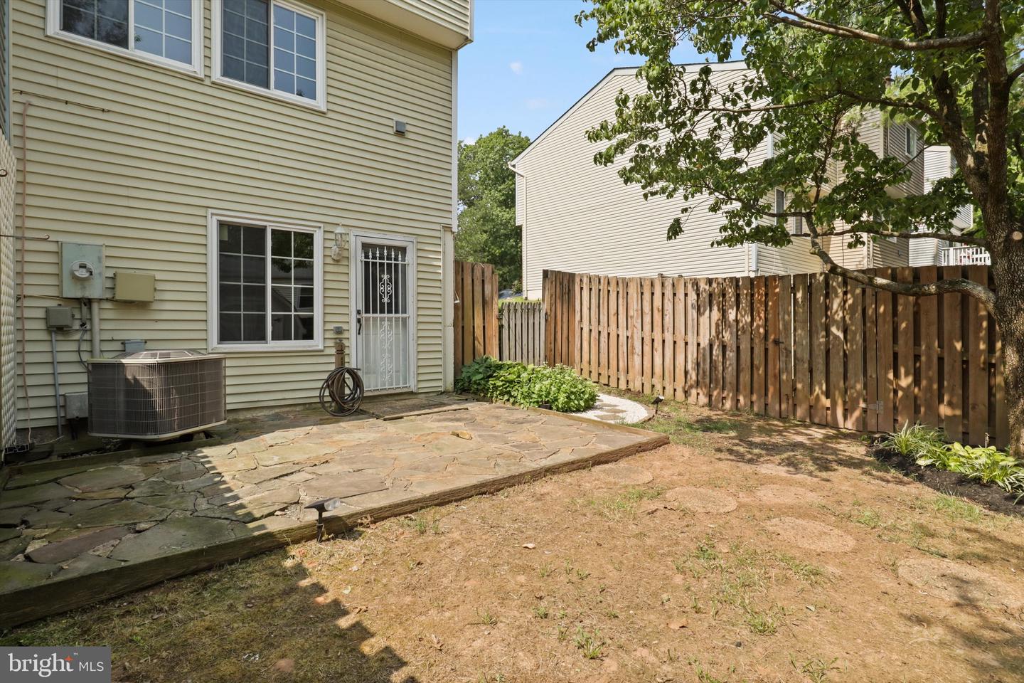 8770 KANAWHA, LORTON, Virginia 22079, 2 Bedrooms Bedrooms, 4 Rooms Rooms,2 BathroomsBathrooms,Residential,For sale,8770 KANAWHA,VAFX2260058 MLS # VAFX2260058