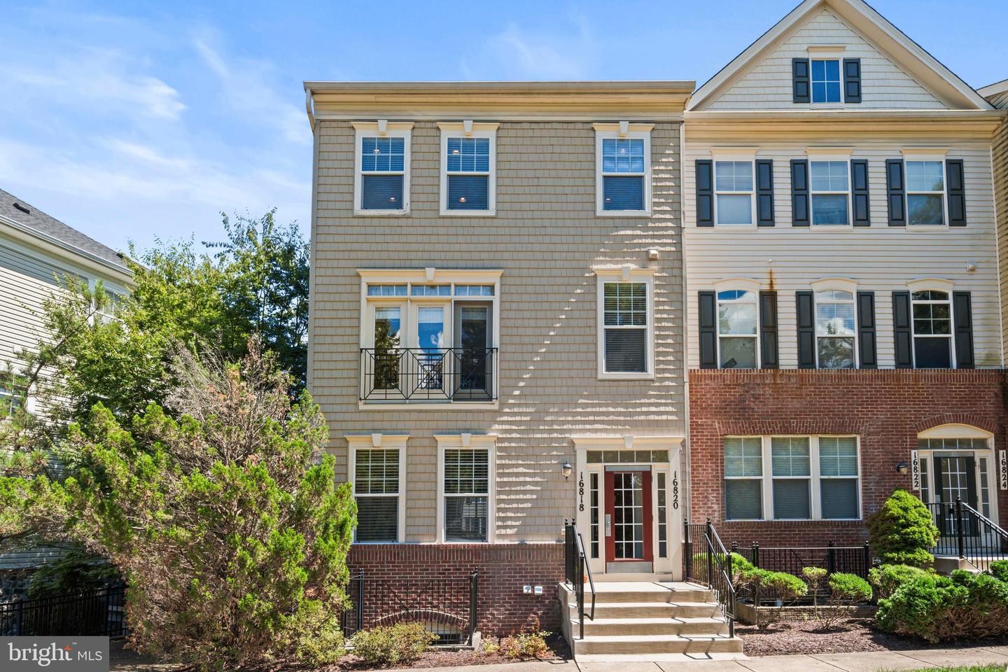 16820 NUTTAL OAK PL, WOODBRIDGE, Virginia 22191, 3 Bedrooms Bedrooms, ,2 BathroomsBathrooms,Residential,For sale,16820 NUTTAL OAK PL,VAPW2101204 MLS # VAPW2101204