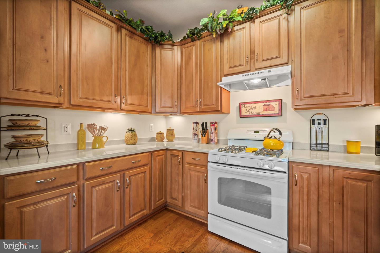 16820 NUTTAL OAK PL, WOODBRIDGE, Virginia 22191, 3 Bedrooms Bedrooms, ,2 BathroomsBathrooms,Residential,For sale,16820 NUTTAL OAK PL,VAPW2101204 MLS # VAPW2101204