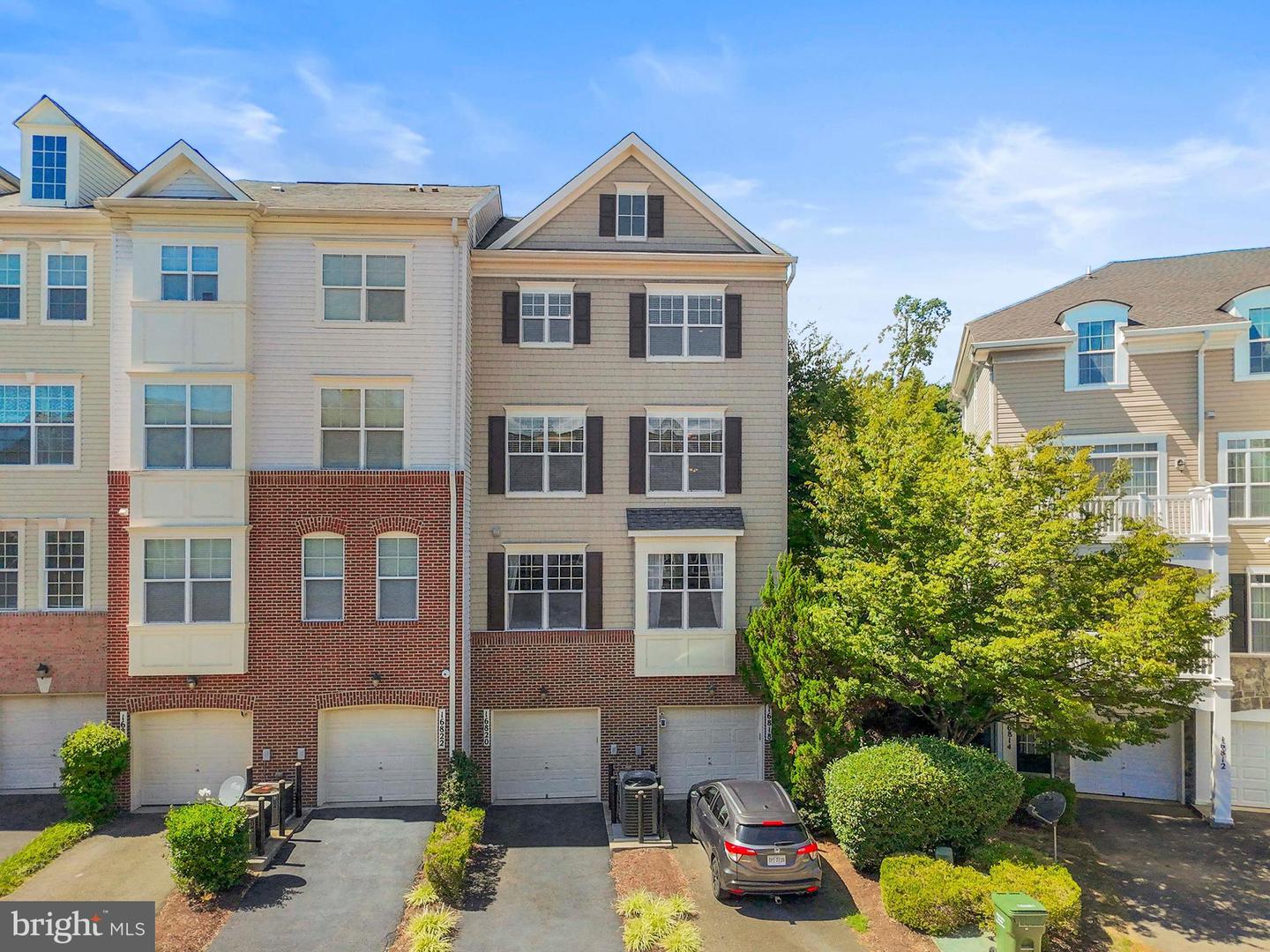 16820 NUTTAL OAK PL, WOODBRIDGE, Virginia 22191, 3 Bedrooms Bedrooms, ,2 BathroomsBathrooms,Residential,For sale,16820 NUTTAL OAK PL,VAPW2101204 MLS # VAPW2101204