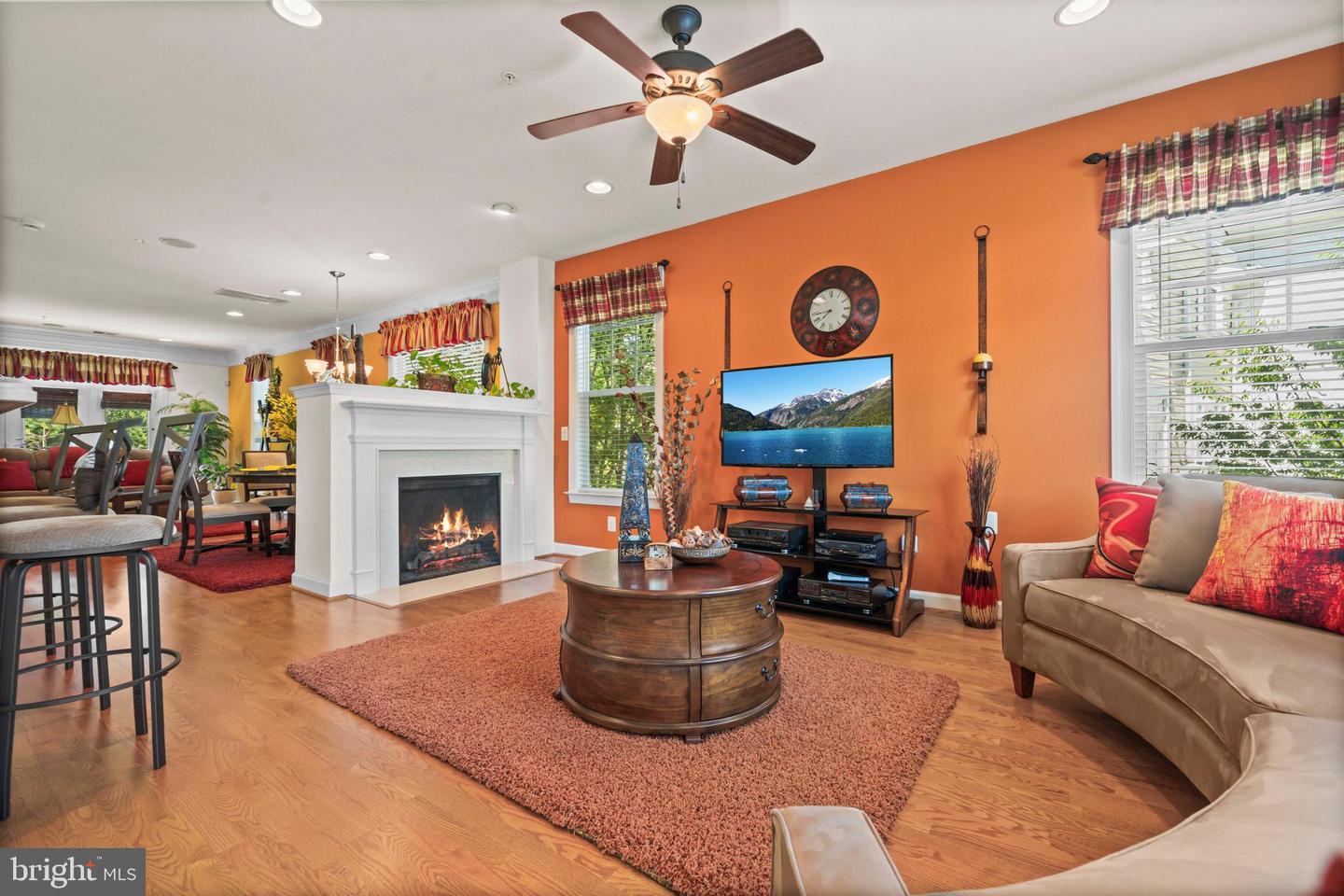 16820 NUTTAL OAK PL, WOODBRIDGE, Virginia 22191, 3 Bedrooms Bedrooms, ,2 BathroomsBathrooms,Residential,For sale,16820 NUTTAL OAK PL,VAPW2101204 MLS # VAPW2101204