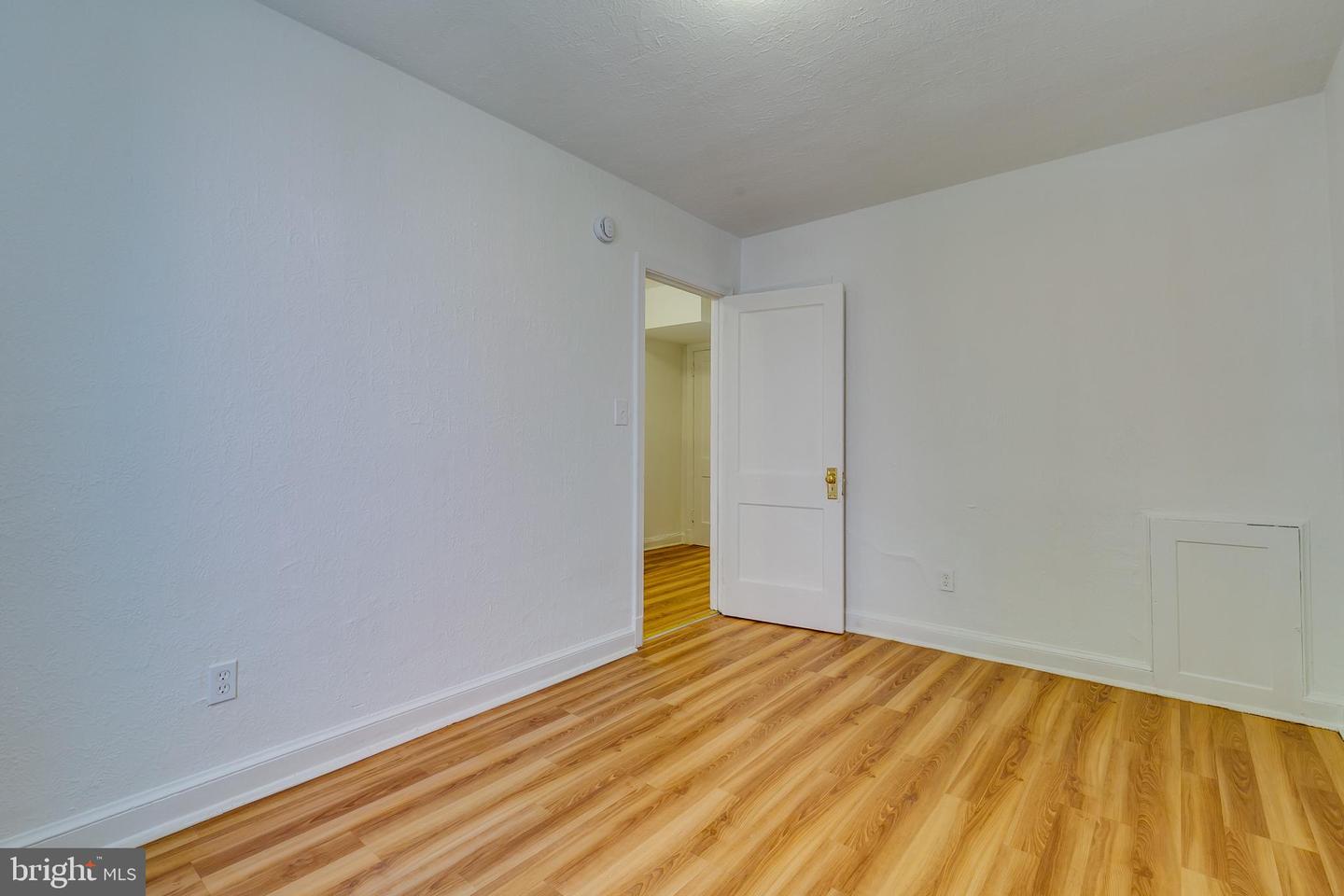 81 Q ST SW, WASHINGTON, District Of Columbia 20024, ,Land,For sale,81 Q ST SW,DCDC2211084 MLS # DCDC2211084