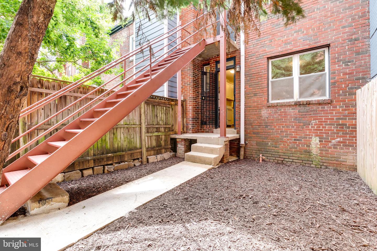 81 Q ST SW, WASHINGTON, District Of Columbia 20024, ,Land,For sale,81 Q ST SW,DCDC2211084 MLS # DCDC2211084