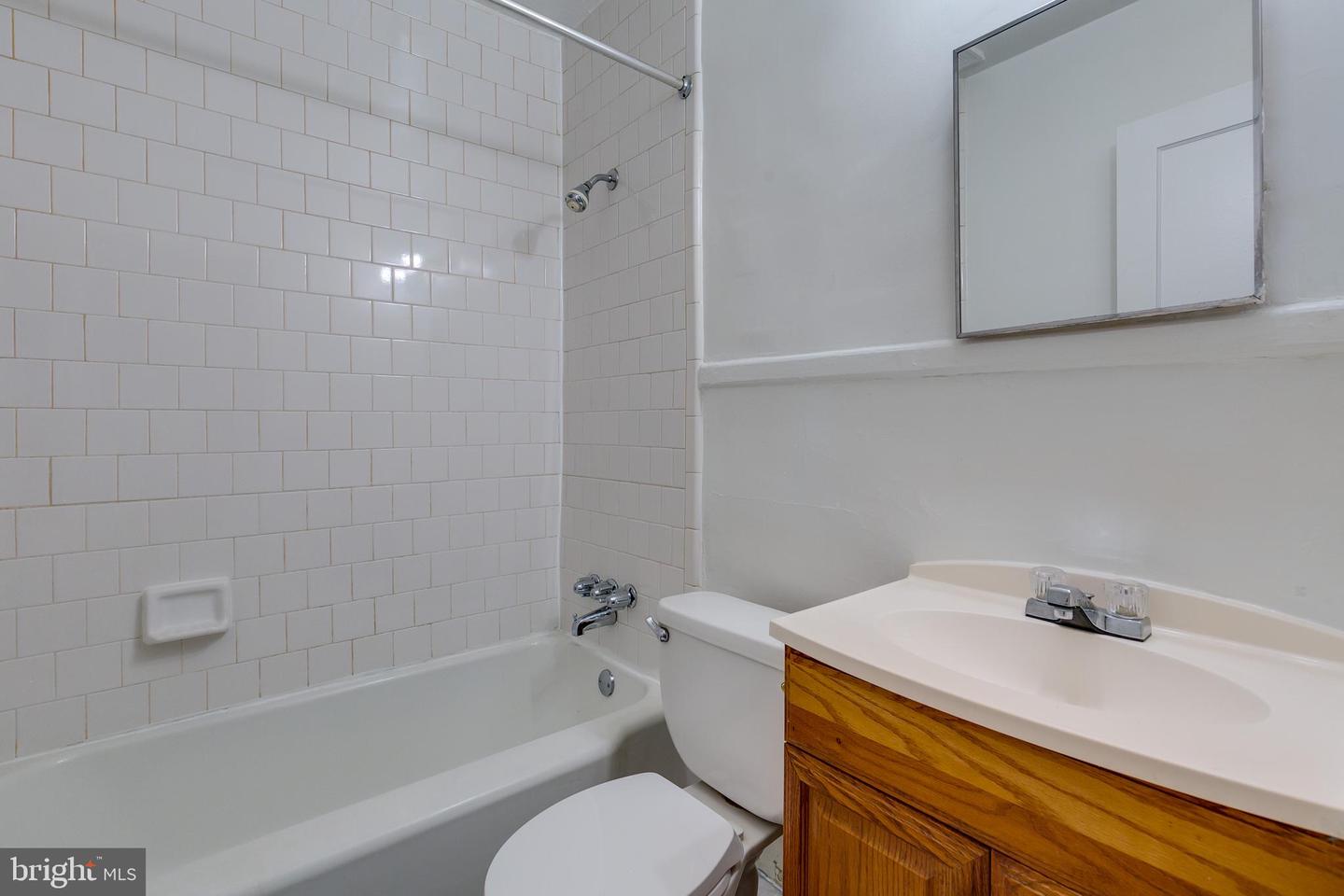 81 Q ST SW, WASHINGTON, District Of Columbia 20024, ,Land,For sale,81 Q ST SW,DCDC2211084 MLS # DCDC2211084
