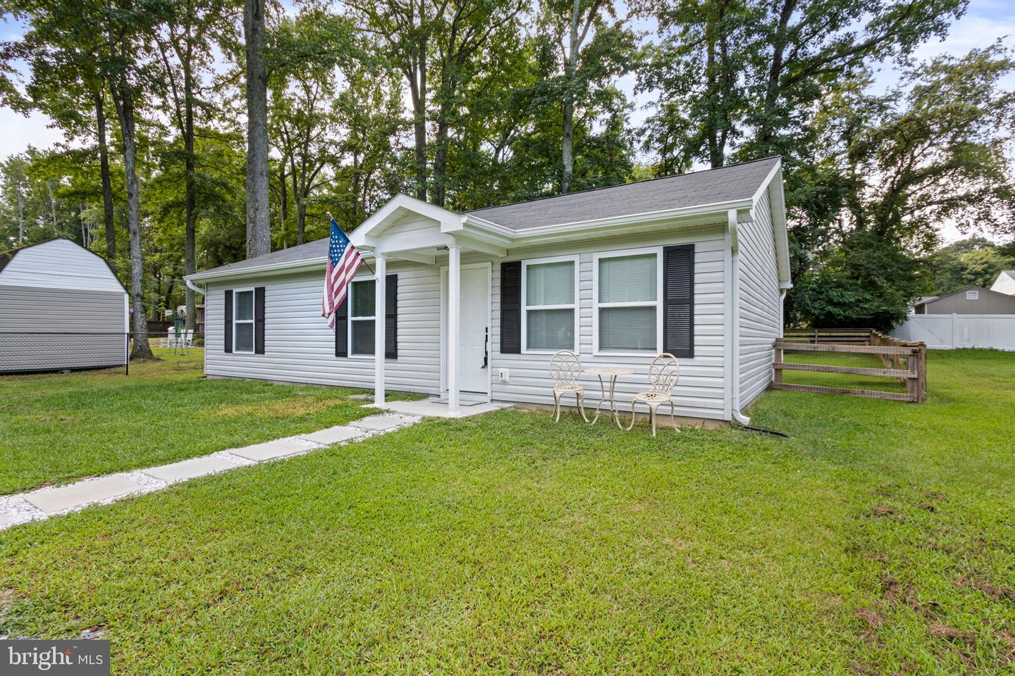 275 FOREST GROVE RD, COLONIAL BEACH, Virginia 22443, 3 Bedrooms Bedrooms, 5 Rooms Rooms,2 BathroomsBathrooms,Residential,For sale,275 FOREST GROVE RD,VAWE2009484 MLS # VAWE2009484