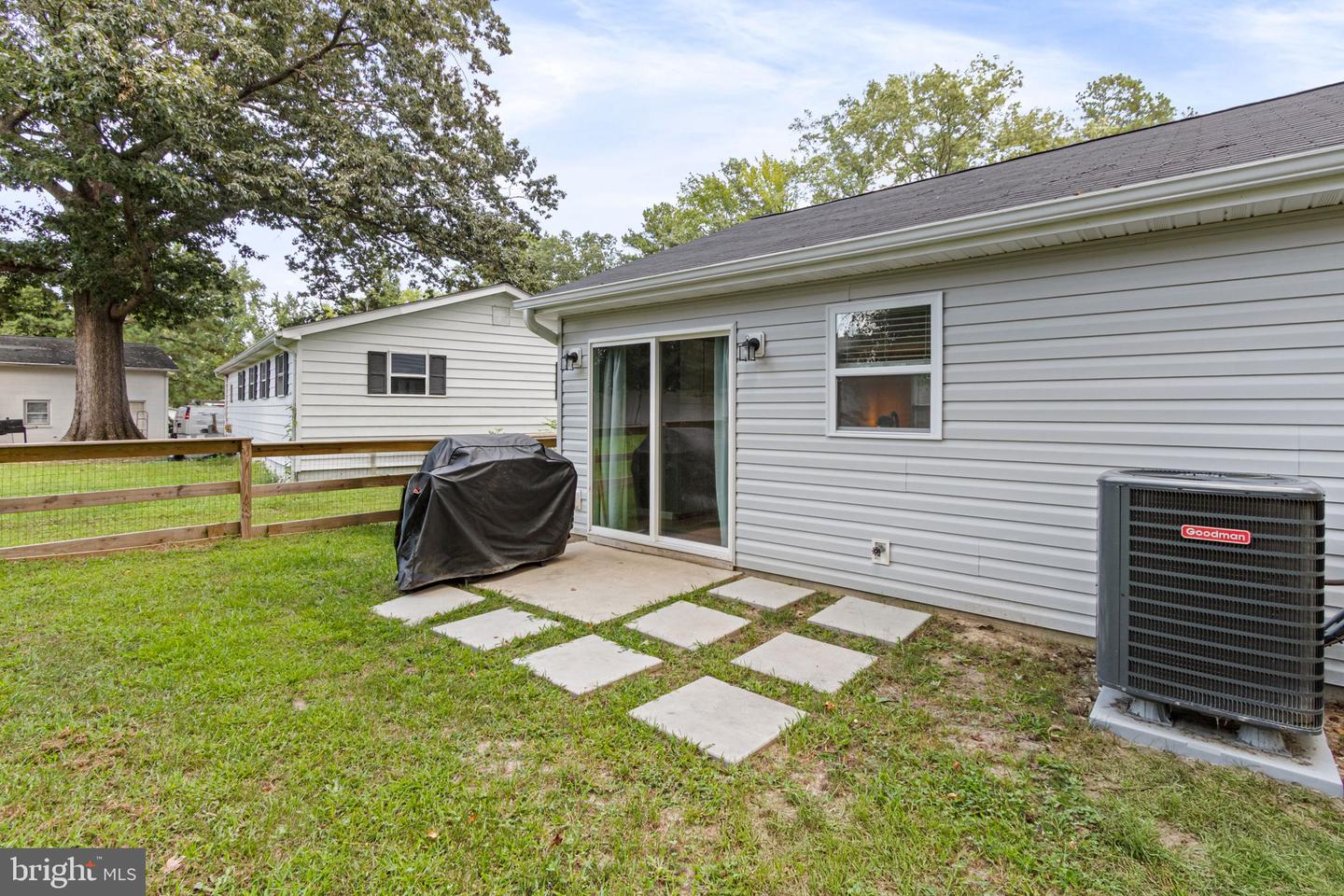 275 FOREST GROVE RD, COLONIAL BEACH, Virginia 22443, 3 Bedrooms Bedrooms, 5 Rooms Rooms,2 BathroomsBathrooms,Residential,For sale,275 FOREST GROVE RD,VAWE2009484 MLS # VAWE2009484