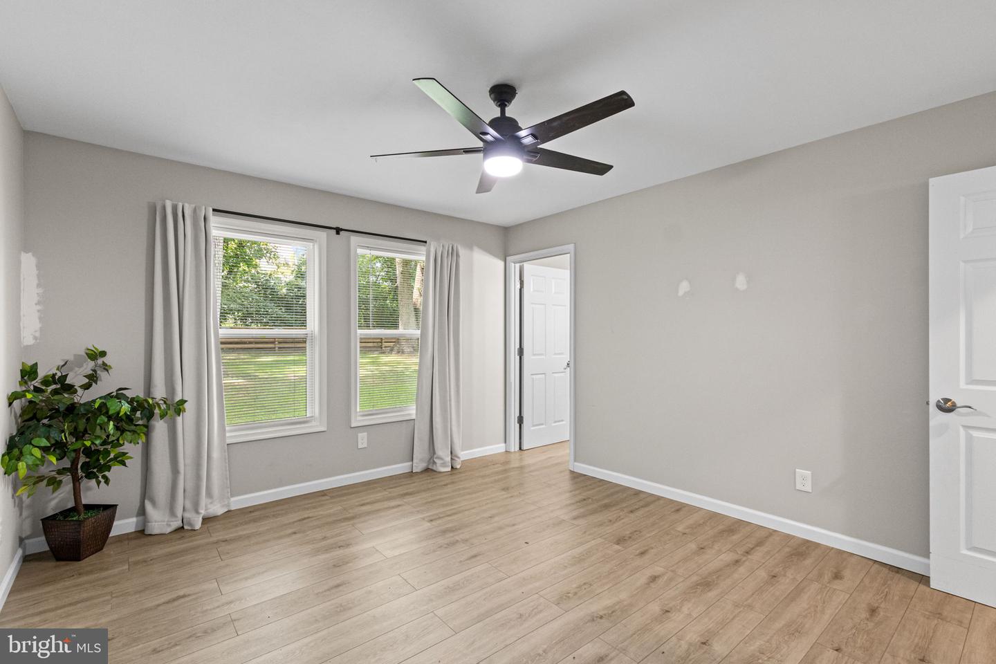 275 FOREST GROVE RD, COLONIAL BEACH, Virginia 22443, 3 Bedrooms Bedrooms, 5 Rooms Rooms,2 BathroomsBathrooms,Residential,For sale,275 FOREST GROVE RD,VAWE2009484 MLS # VAWE2009484