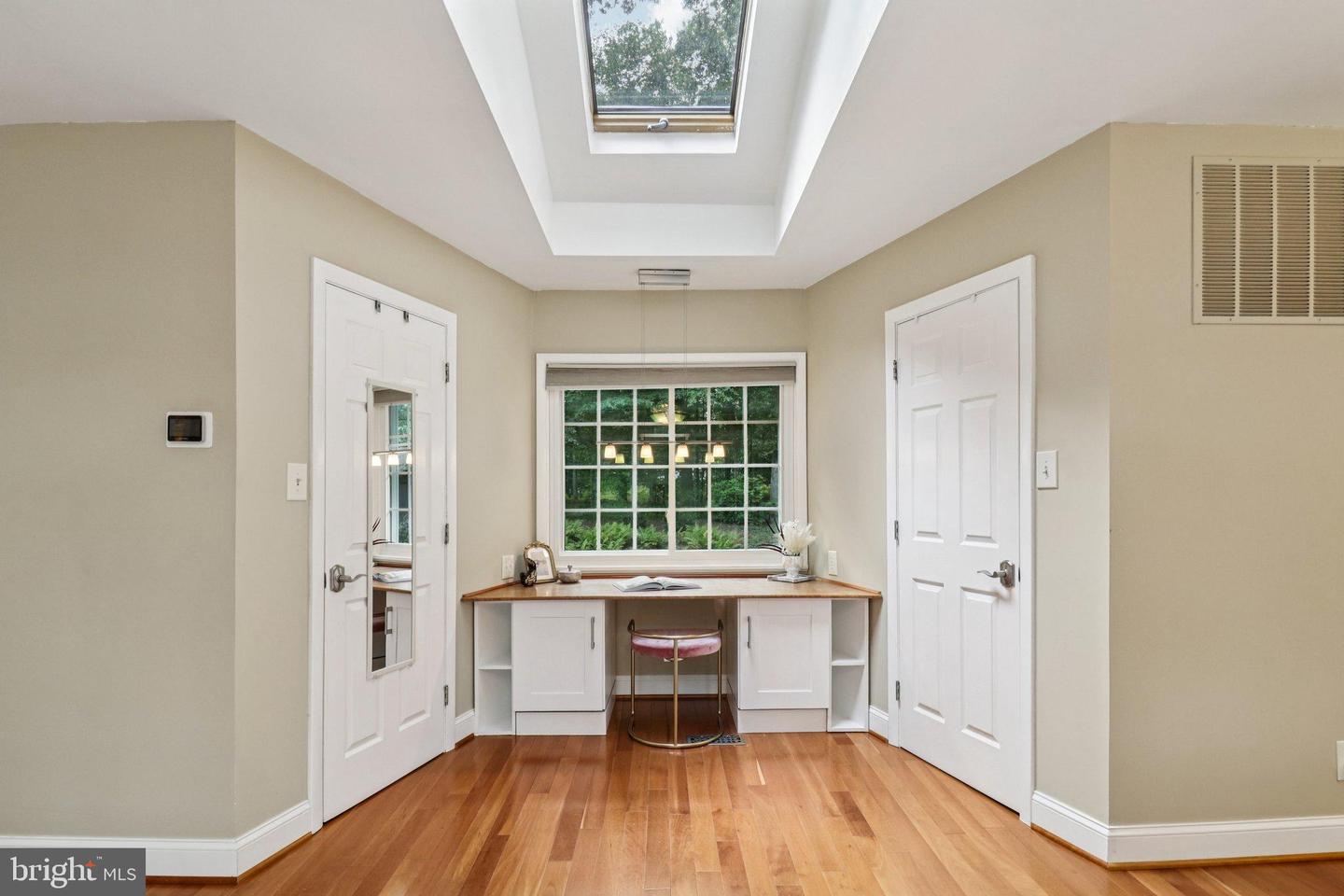 8023 LAKE DR, MANASSAS, Virginia 20111, 3 Bedrooms Bedrooms, 13 Rooms Rooms,3 BathroomsBathrooms,Residential,For sale,8023 LAKE DR,VAPW2101062 MLS # VAPW2101062