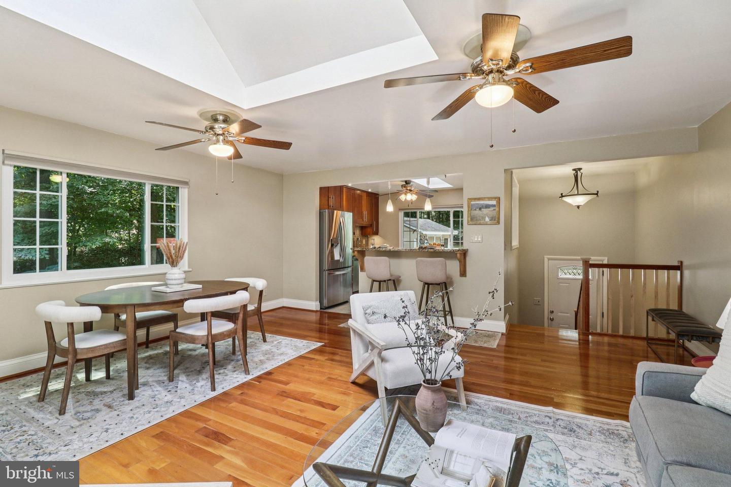 8023 LAKE DR, MANASSAS, Virginia 20111, 3 Bedrooms Bedrooms, 13 Rooms Rooms,3 BathroomsBathrooms,Residential,For sale,8023 LAKE DR,VAPW2101062 MLS # VAPW2101062
