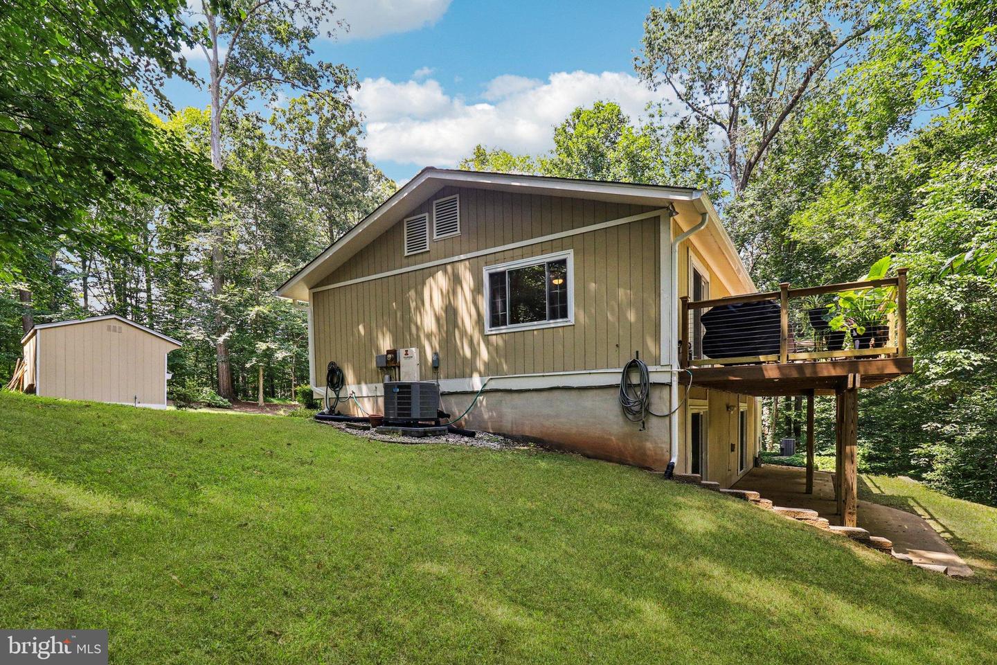 8023 LAKE DR, MANASSAS, Virginia 20111, 3 Bedrooms Bedrooms, 13 Rooms Rooms,3 BathroomsBathrooms,Residential,For sale,8023 LAKE DR,VAPW2101062 MLS # VAPW2101062