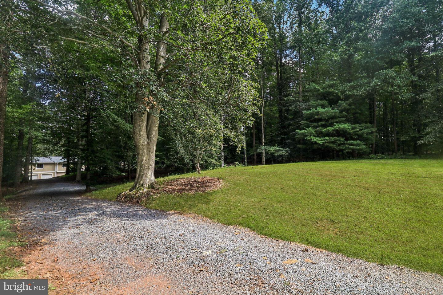 8023 LAKE DR, MANASSAS, Virginia 20111, 3 Bedrooms Bedrooms, 13 Rooms Rooms,3 BathroomsBathrooms,Residential,For sale,8023 LAKE DR,VAPW2101062 MLS # VAPW2101062