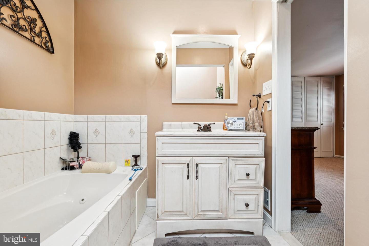 2314 MARLINE CT, WOODBRIDGE, Virginia 22192, 4 Bedrooms Bedrooms, ,3 BathroomsBathrooms,Residential,For sale,2314 MARLINE CT,VAPW2101074 MLS # VAPW2101074