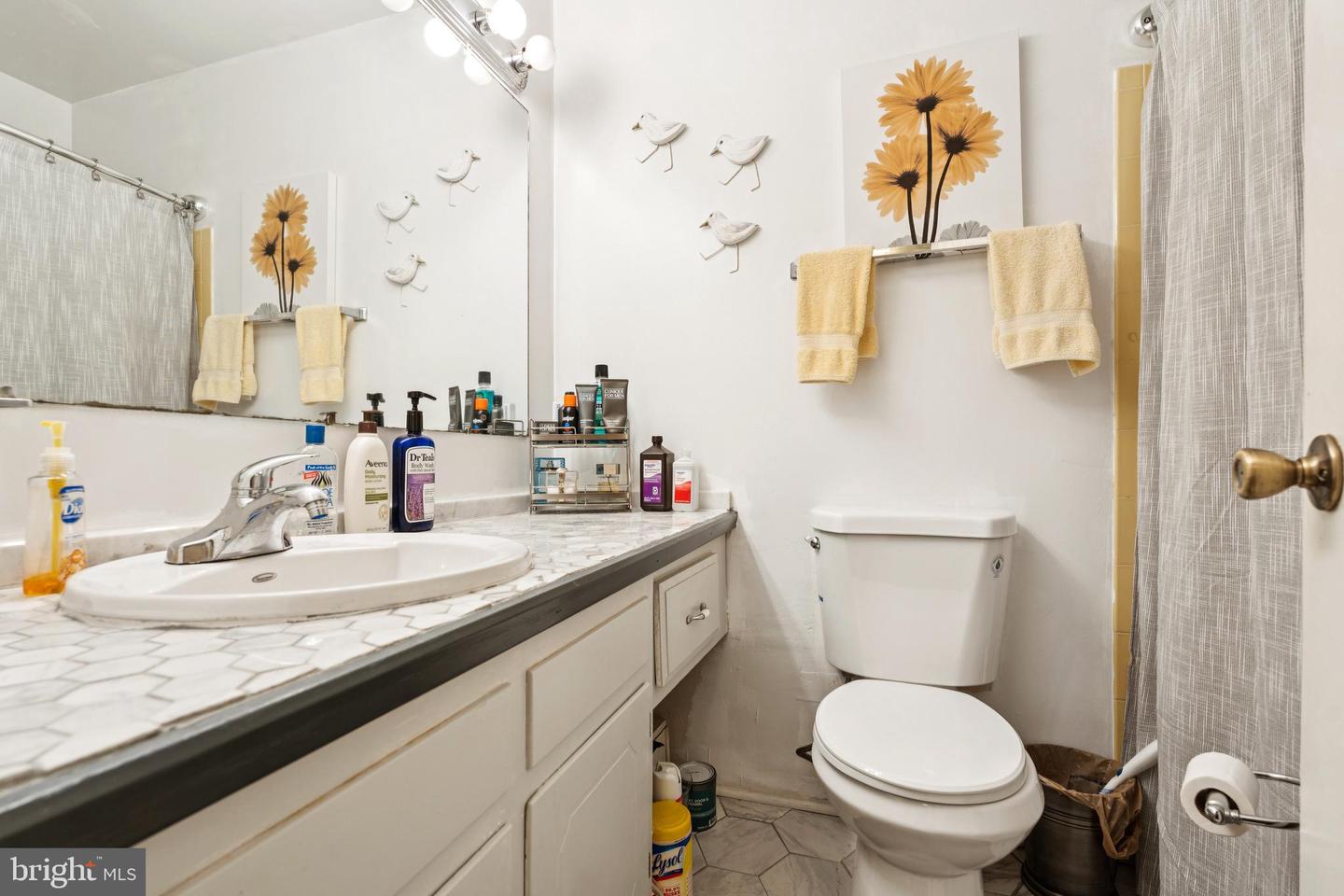 2314 MARLINE CT, WOODBRIDGE, Virginia 22192, 4 Bedrooms Bedrooms, ,3 BathroomsBathrooms,Residential,For sale,2314 MARLINE CT,VAPW2101074 MLS # VAPW2101074