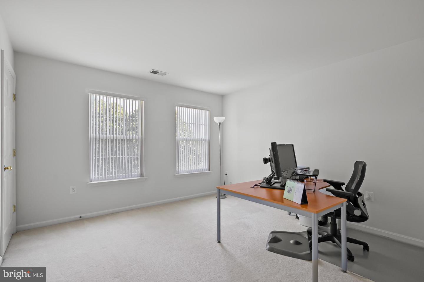 929 TOWERING OAK CT, PURCELLVILLE, Virginia 20132, 4 Bedrooms Bedrooms, 17 Rooms Rooms,2 BathroomsBathrooms,Residential,For sale,929 TOWERING OAK CT,VALO2104192 MLS # VALO2104192