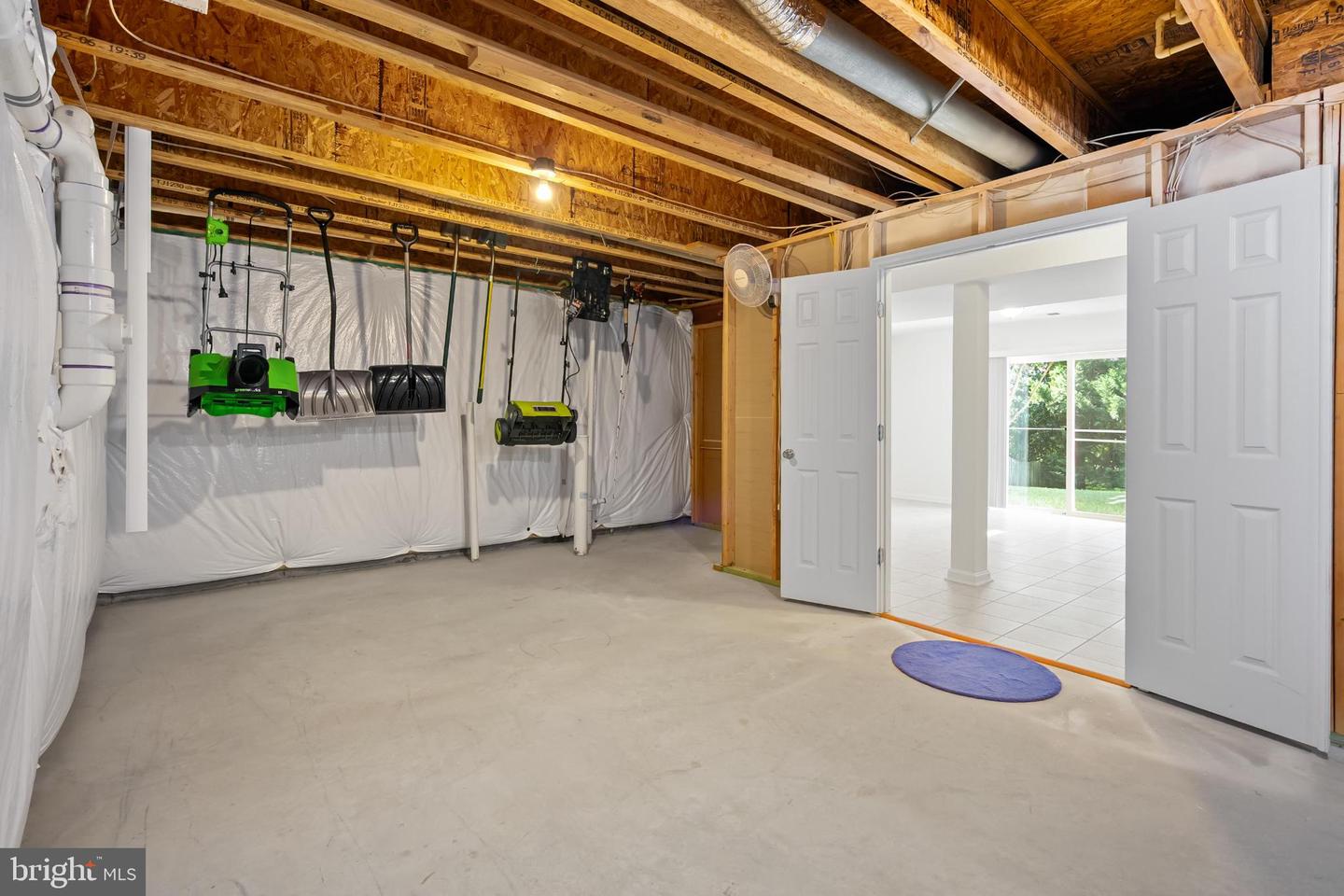 929 TOWERING OAK CT, PURCELLVILLE, Virginia 20132, 4 Bedrooms Bedrooms, 17 Rooms Rooms,2 BathroomsBathrooms,Residential,For sale,929 TOWERING OAK CT,VALO2104192 MLS # VALO2104192