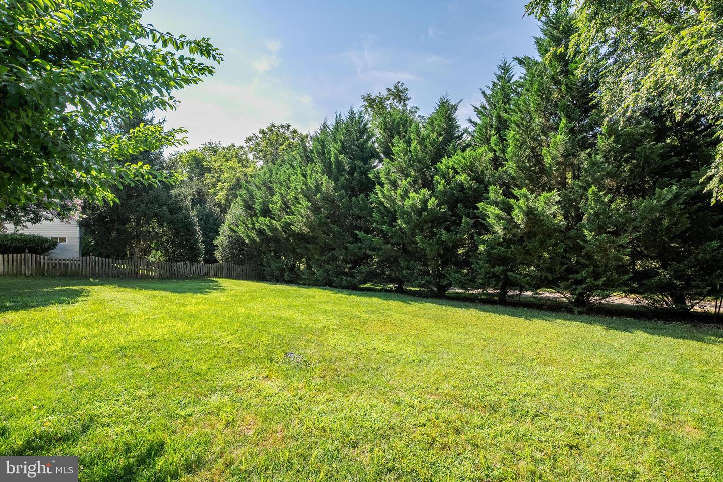 929 TOWERING OAK CT, PURCELLVILLE, Virginia 20132, 4 Bedrooms Bedrooms, 17 Rooms Rooms,2 BathroomsBathrooms,Residential,For sale,929 TOWERING OAK CT,VALO2104192 MLS # VALO2104192
