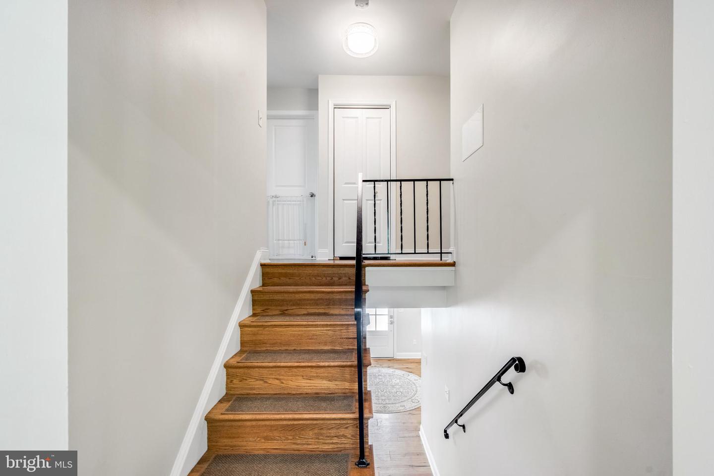 9100 JOYCE PHILLIP CT, SPRINGFIELD, Virginia 22153, 4 Bedrooms Bedrooms, ,2 BathroomsBathrooms,Residential,For sale,9100 JOYCE PHILLIP CT,VAFX2260176 MLS # VAFX2260176