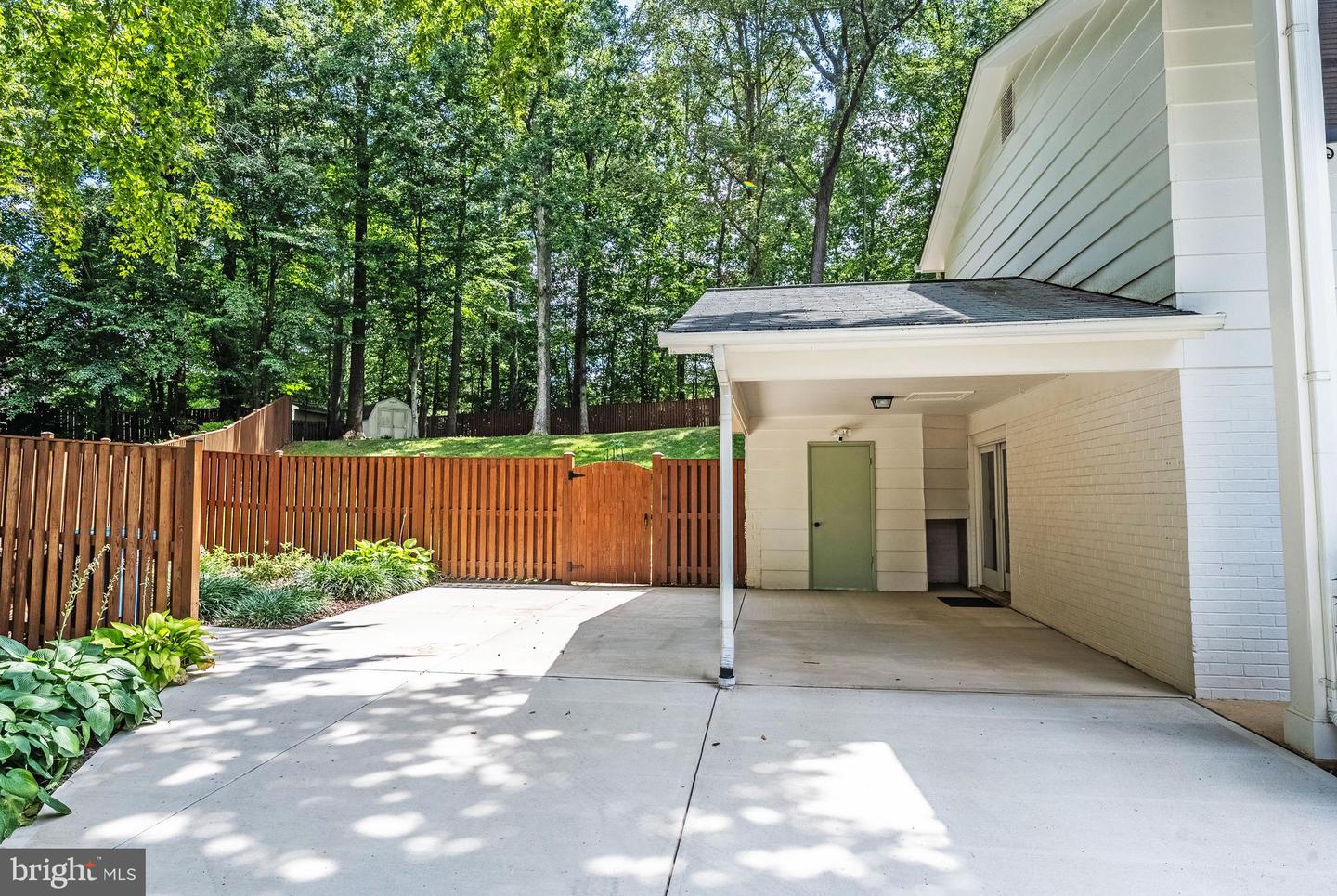 9100 JOYCE PHILLIP CT, SPRINGFIELD, Virginia 22153, 4 Bedrooms Bedrooms, ,2 BathroomsBathrooms,Residential,For sale,9100 JOYCE PHILLIP CT,VAFX2260176 MLS # VAFX2260176