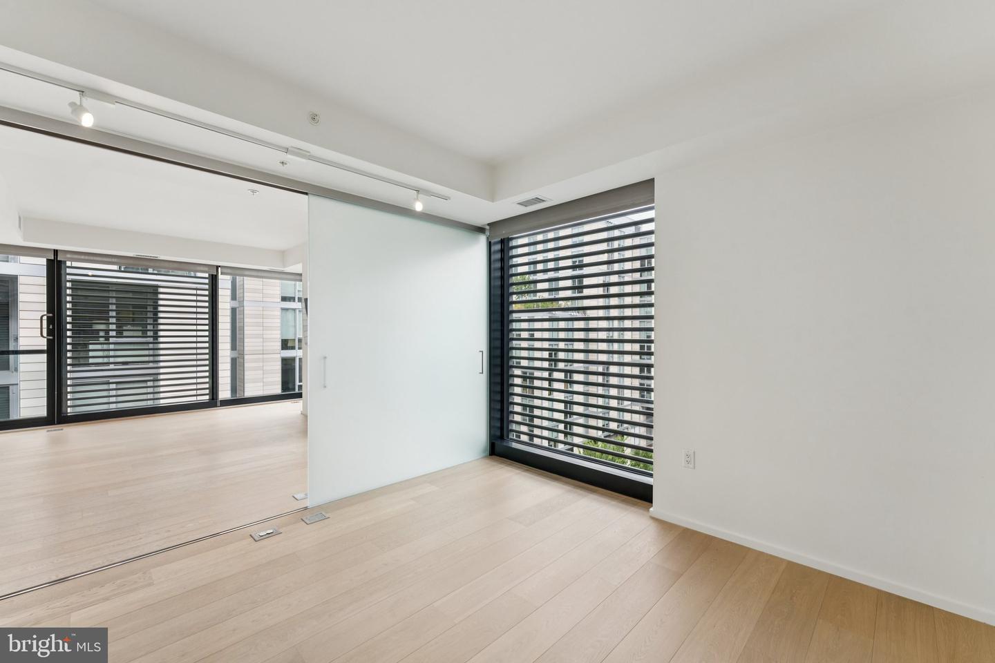 925 H ST NW #701, WASHINGTON, District Of Columbia 20001, 1 Bedroom Bedrooms, ,1 BathroomBathrooms,Residential,For sale,925 H ST NW #701,DCDC2214368 MLS # DCDC2214368