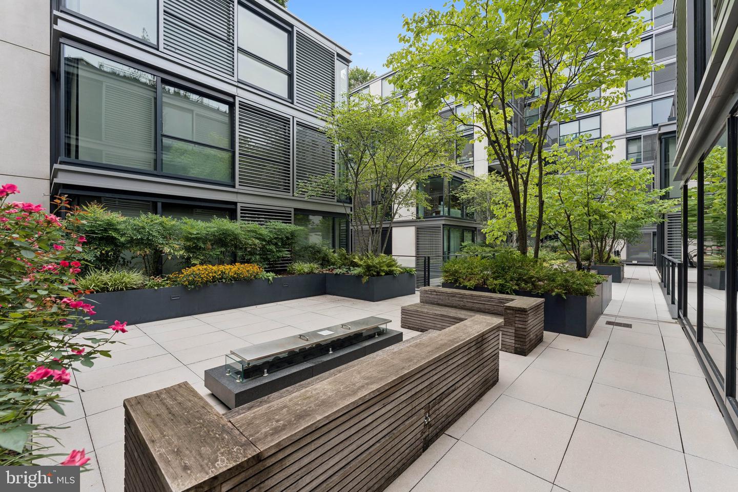 925 H ST NW #701, WASHINGTON, District Of Columbia 20001, 1 Bedroom Bedrooms, ,1 BathroomBathrooms,Residential,For sale,925 H ST NW #701,DCDC2214368 MLS # DCDC2214368