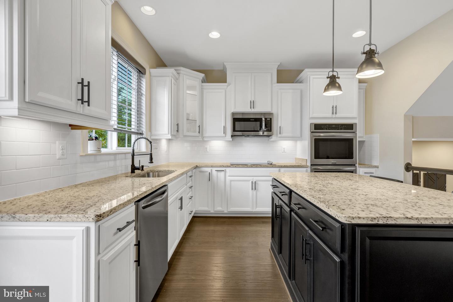 10745 CALEDONIA MEADOWS DR, MANASSAS, Virginia 20112, 3 Bedrooms Bedrooms, 11 Rooms Rooms,3 BathroomsBathrooms,Residential,For sale,10745 CALEDONIA MEADOWS DR,VAPW2101132 MLS # VAPW2101132