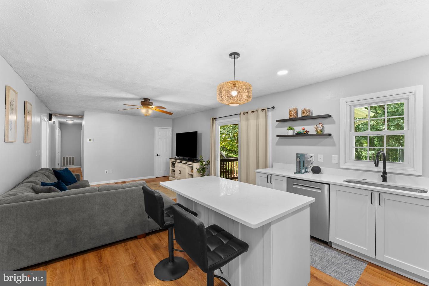9134 GREEN RD, WARRENTON, Virginia 20187, 3 Bedrooms Bedrooms, ,2 BathroomsBathrooms,Residential,For sale,9134 GREEN RD,VAFQ2017866 MLS # VAFQ2017866