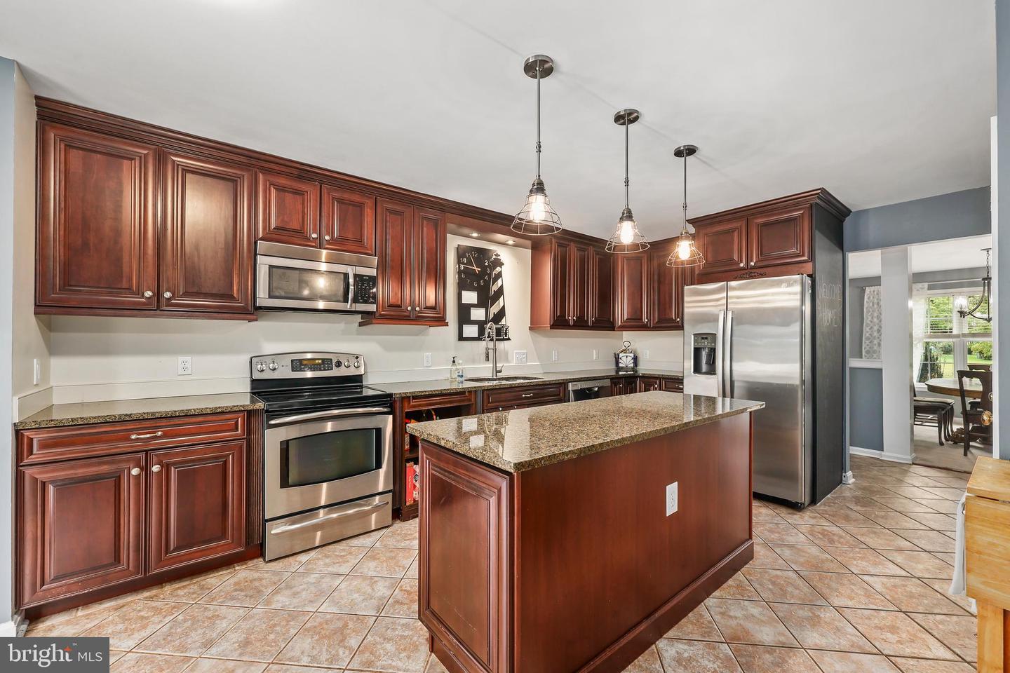 1 FRANTZ CT, FREDERICKSBURG, Virginia 22405, 4 Bedrooms Bedrooms, ,3 BathroomsBathrooms,Residential,For sale,1 FRANTZ CT,VAST2041684 MLS # VAST2041684