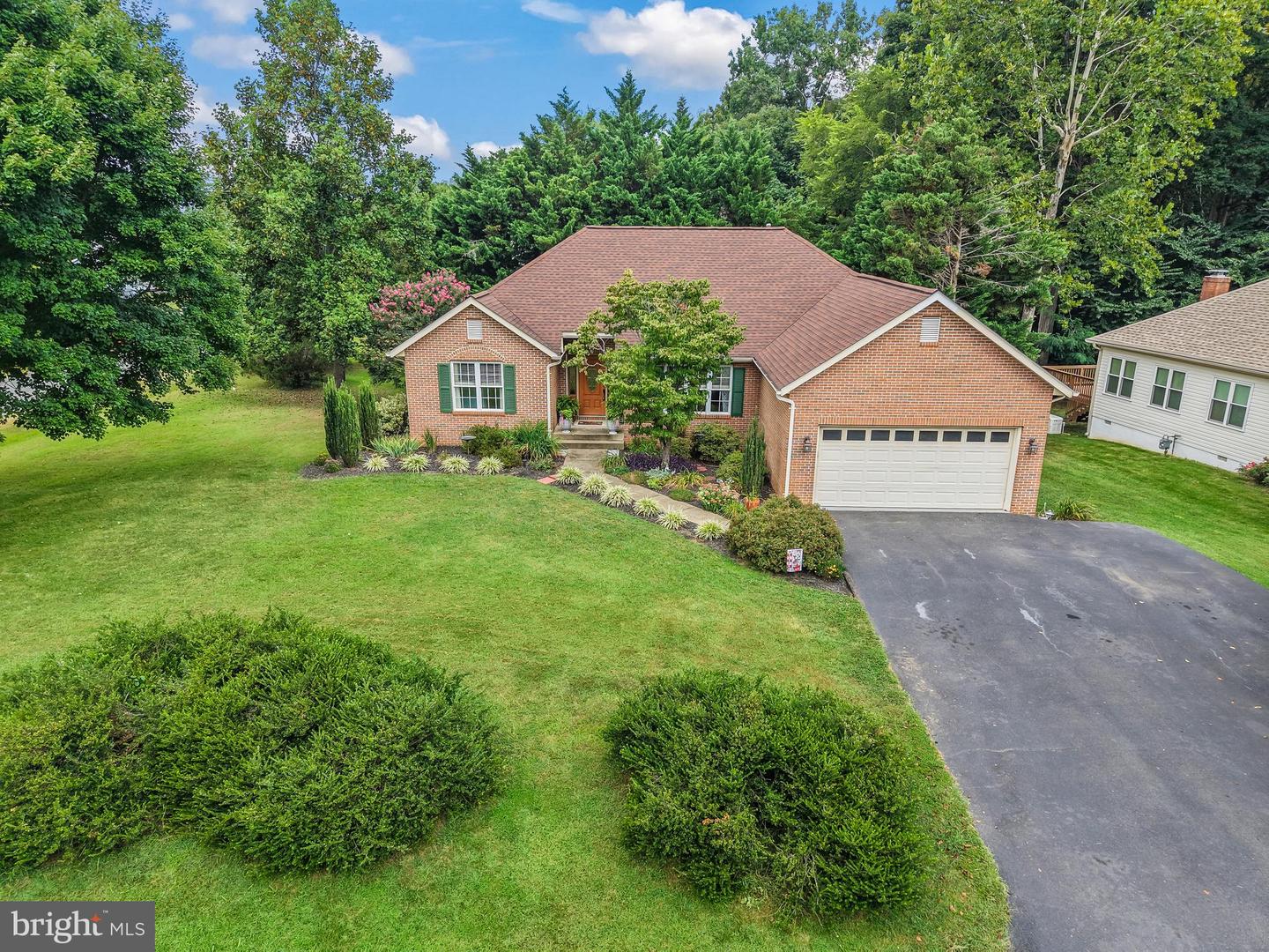 1 FRANTZ CT, FREDERICKSBURG, Virginia 22405, 4 Bedrooms Bedrooms, ,3 BathroomsBathrooms,Residential,For sale,1 FRANTZ CT,VAST2041684 MLS # VAST2041684