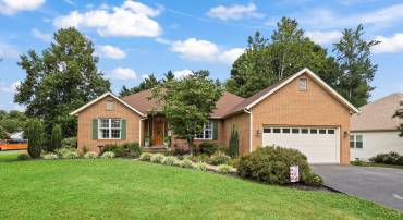 1 FRANTZ CT, FREDERICKSBURG, Virginia 22405, 4 Bedrooms Bedrooms, ,3 BathroomsBathrooms,Residential,For sale,1 FRANTZ CT,VAST2041684 MLS # VAST2041684
