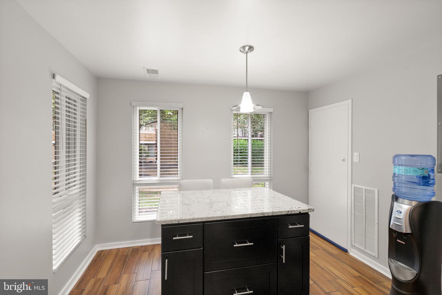 551 FLORIDA AVE #T3, HERNDON, Virginia 20170, 2 Bedrooms Bedrooms, ,2 BathroomsBathrooms,Residential,For sale,551 FLORIDA AVE #T3,VAFX2260506 MLS # VAFX2260506