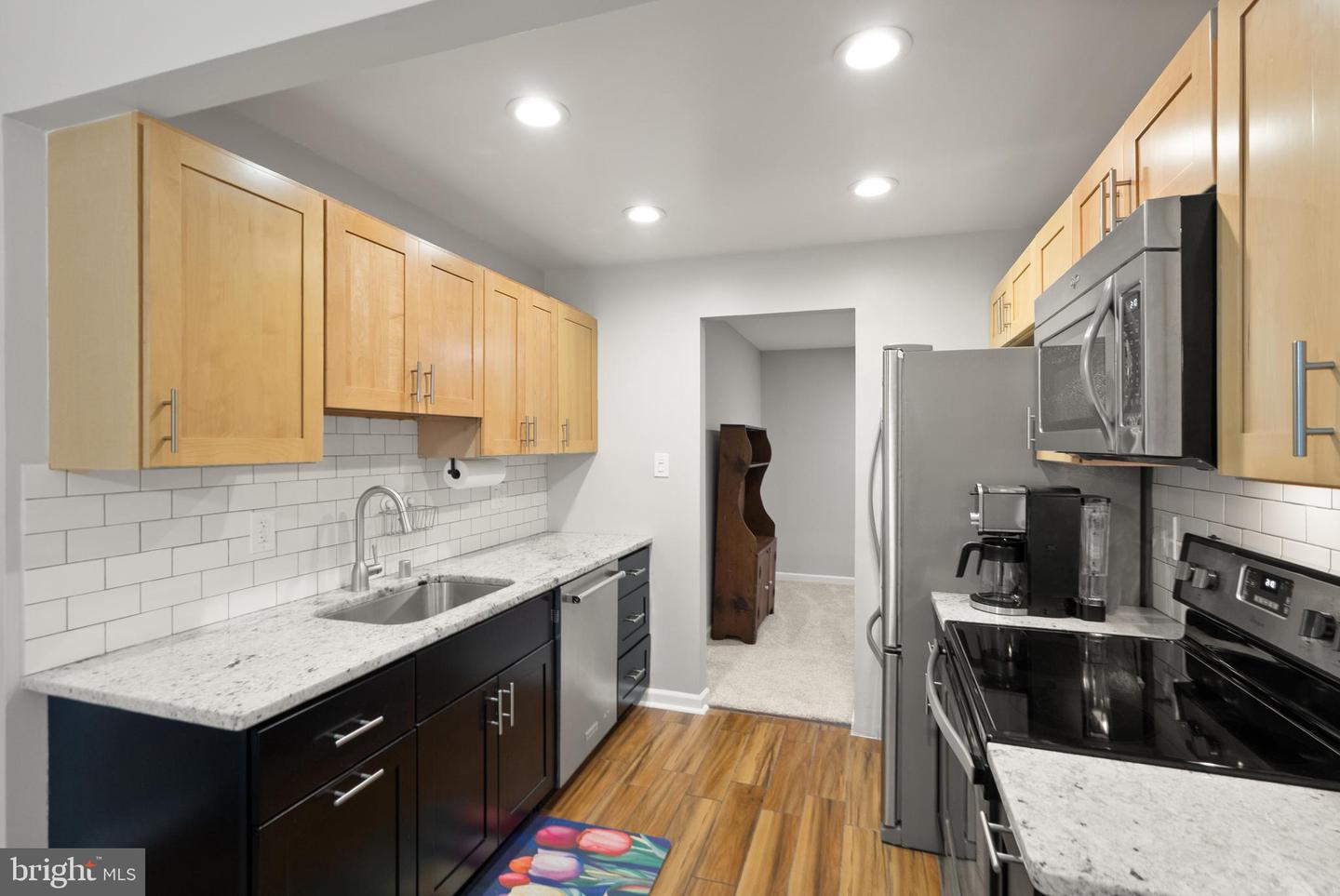 551 FLORIDA AVE #T3, HERNDON, Virginia 20170, 2 Bedrooms Bedrooms, ,2 BathroomsBathrooms,Residential,For sale,551 FLORIDA AVE #T3,VAFX2260506 MLS # VAFX2260506