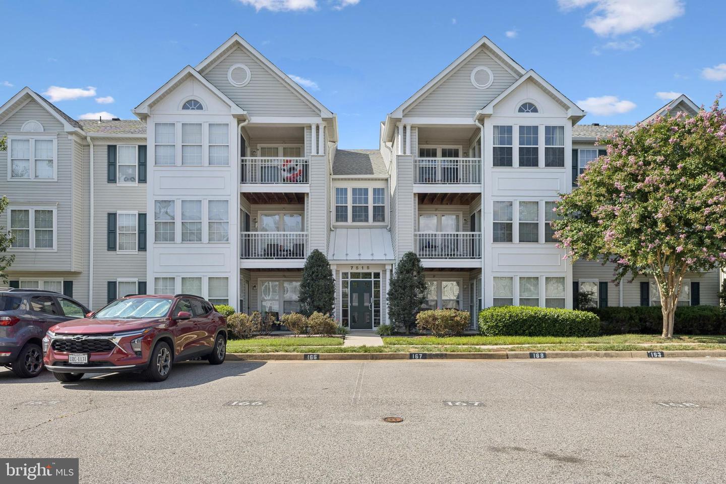 7515-E SNOWPEA CT #161, ALEXANDRIA, Virginia 22306, 2 Bedrooms Bedrooms, ,2 BathroomsBathrooms,Residential,For sale,7515-E SNOWPEA CT #161,VAFX2260676 MLS # VAFX2260676