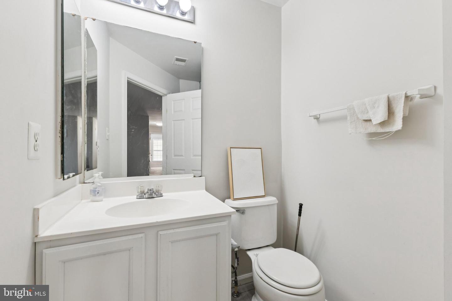 7515-E SNOWPEA CT #161, ALEXANDRIA, Virginia 22306, 2 Bedrooms Bedrooms, ,2 BathroomsBathrooms,Residential,For sale,7515-E SNOWPEA CT #161,VAFX2260676 MLS # VAFX2260676